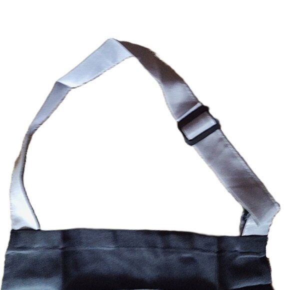 Blk Kitchen Apron w/Gray Fleece Hand Wipes, 2 Pockets, Adj Neck Strap, Waist Tie - Picture 7 of 9